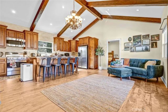 19394 Halsted Street, Northridge, CA 91324