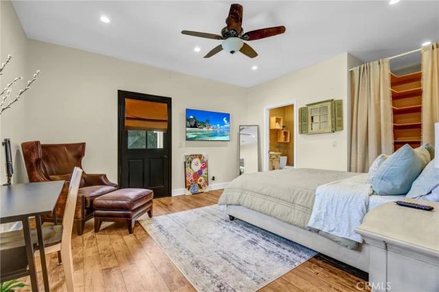 19394 Halsted Street, Northridge, CA 91324