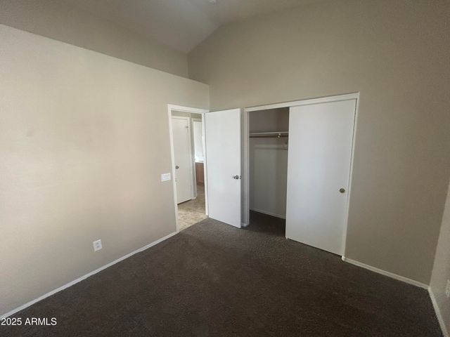 10460 W READE Avenue, Glendale, AZ 85307