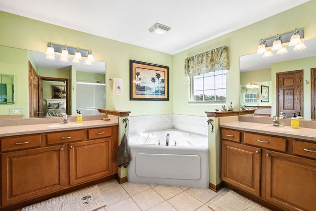 338 Veneto, Bloomingdale, IL 60108