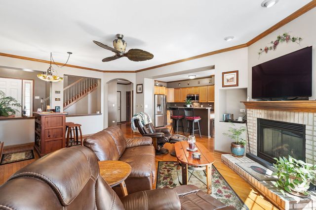 338 Veneto, Bloomingdale, IL 60108