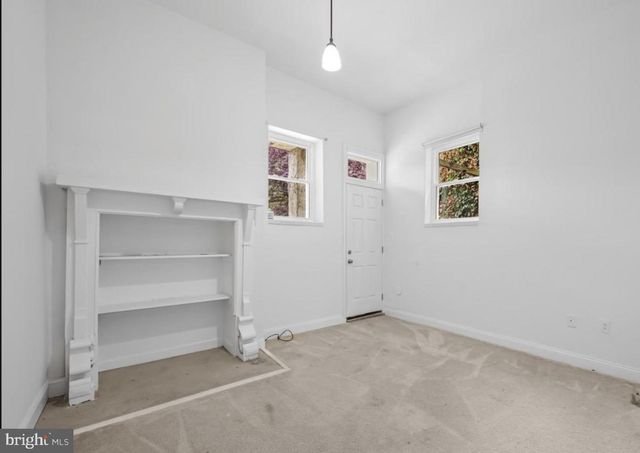 2024 PARK AVE, Baltimore, MD 21217