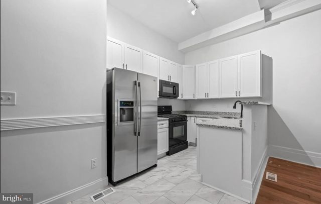 2024 PARK AVE, Baltimore, MD 21217