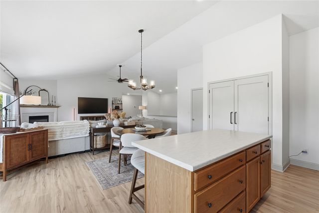 2702 29th Avenue SW, Cedar Rapids, IA 52404