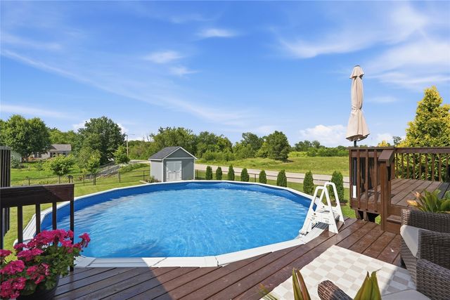 2702 29th Avenue SW, Cedar Rapids, IA 52404