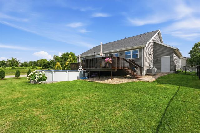 2702 29th Avenue SW, Cedar Rapids, IA 52404