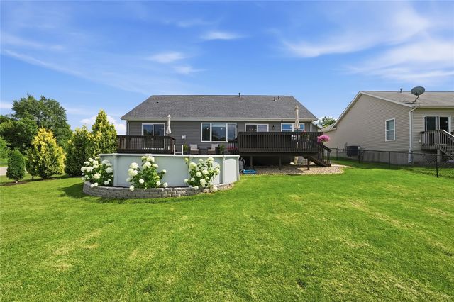2702 29th Avenue SW, Cedar Rapids, IA 52404
