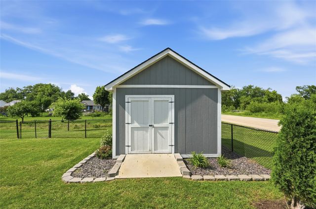 2702 29th Avenue SW, Cedar Rapids, IA 52404