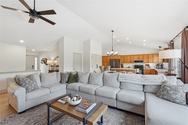 2702 29th Avenue SW, Cedar Rapids, IA 52404