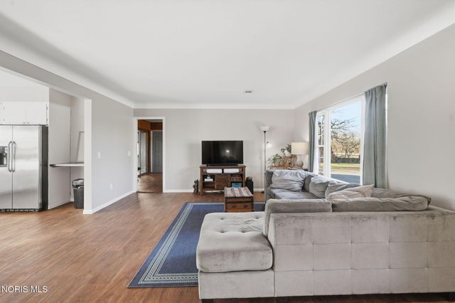 26998 Lime City Road, Perrysburg, OH 43551