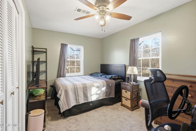 26998 Lime City Road, Perrysburg, OH 43551