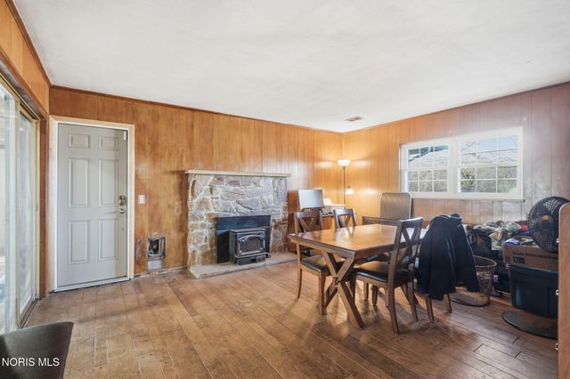 26998 Lime City Road, Perrysburg, OH 43551