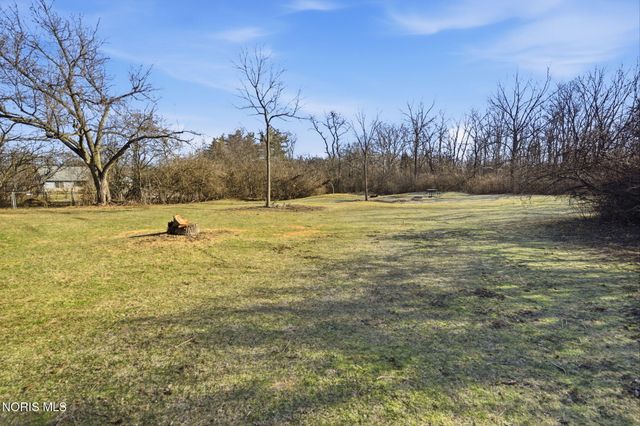 26998 Lime City Road, Perrysburg, OH 43551