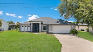 1713 SE 13th TER, Cape Coral, FL 33990