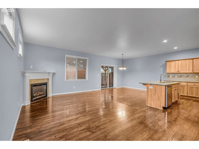 2856 26TH Ave, Forest Grove, OR 97116