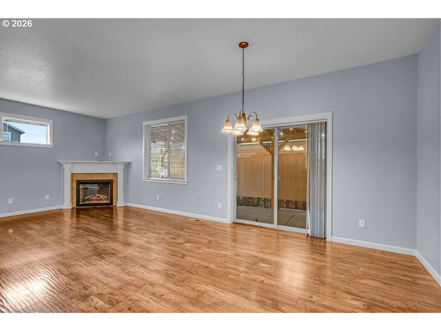 2856 26TH Ave, Forest Grove, OR 97116