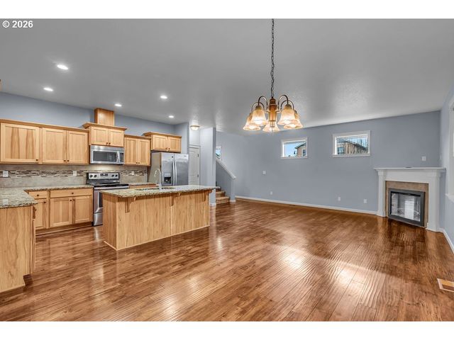 2856 26TH Ave, Forest Grove, OR 97116