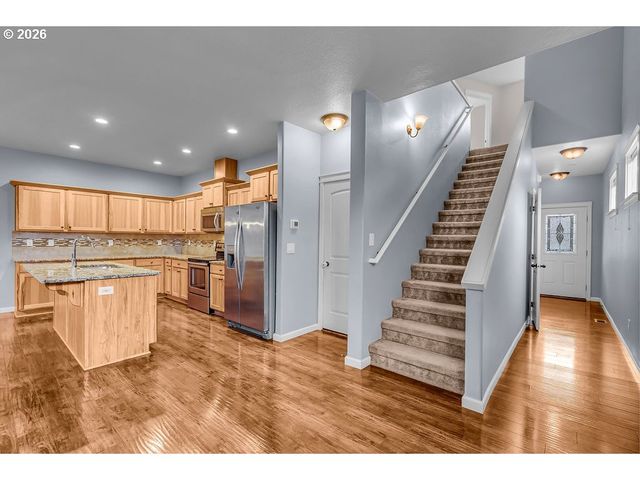 2856 26TH Ave, Forest Grove, OR 97116