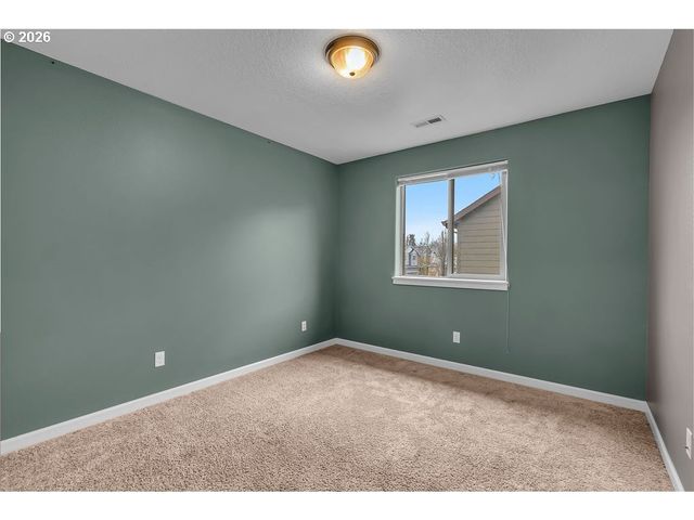 2856 26TH Ave, Forest Grove, OR 97116