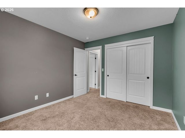 2856 26TH Ave, Forest Grove, OR 97116