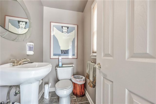 10007 W 98 Street, Overland Park, KS 66212