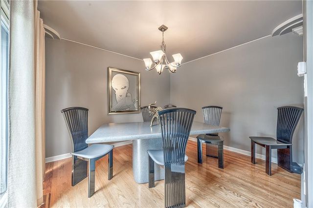 10007 W 98 Street, Overland Park, KS 66212