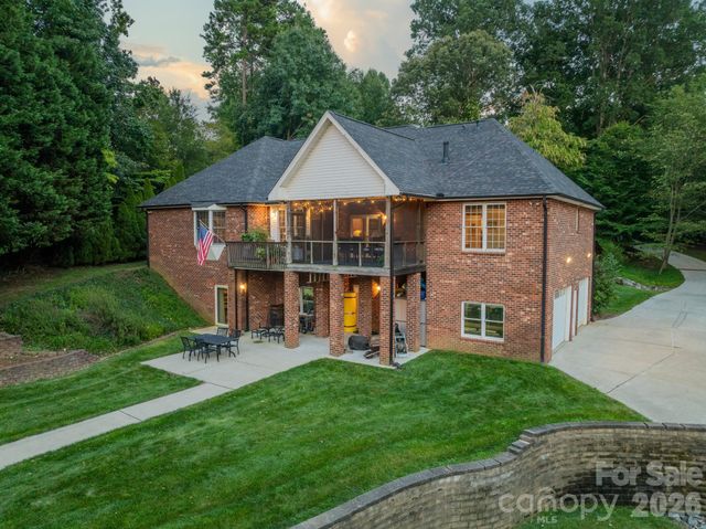 7545 Rabbit Circle, Denver, NC 28037