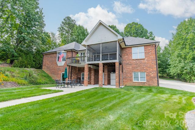 7545 Rabbit Circle, Denver, NC 28037