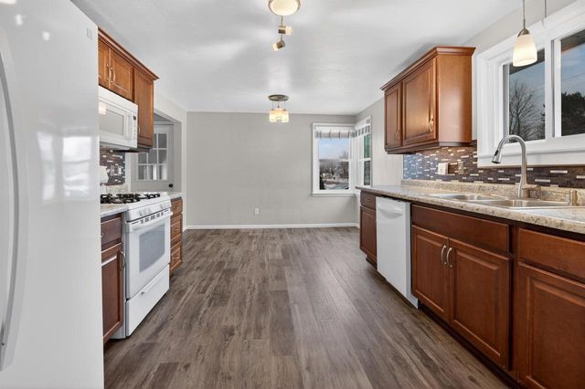 3262 EVERGREEN AVENUE, Green Bay, WI 54313