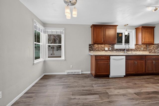 3262 EVERGREEN AVENUE, Green Bay, WI 54313