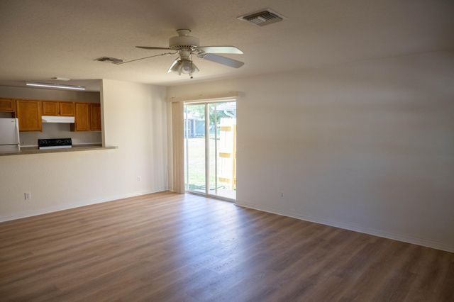 257 Harp Terrace A, Sebastian, FL 32958