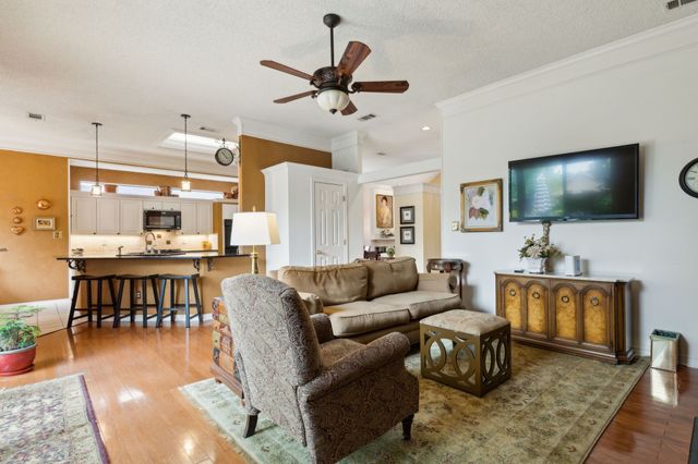 4055 Seabury Drive, Dallas, TX 75287