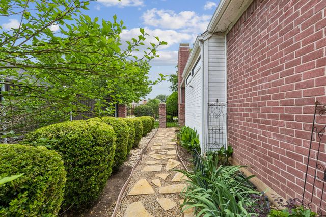 4055 Seabury Drive, Dallas, TX 75287