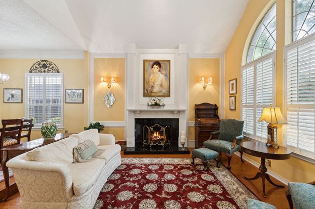 4055 Seabury Drive, Dallas, TX 75287