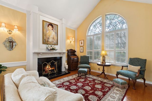 4055 Seabury Drive, Dallas, TX 75287