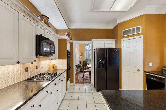 4055 Seabury Drive, Dallas, TX 75287