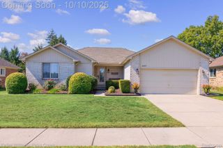 46297 Creekside Boulevard, Macomb Township, MI 48044