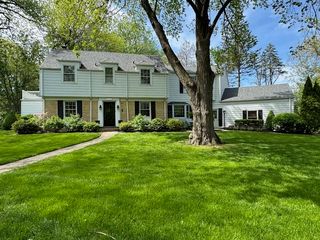 2007 Amherst Court, Flossmoor, IL 60422