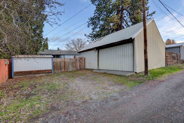 3017 W Longfellow Ave, Spokane, WA 99205