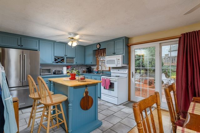 37 Elmwood Street, Auburn, MA 01501