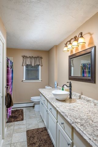 37 Elmwood Street, Auburn, MA 01501