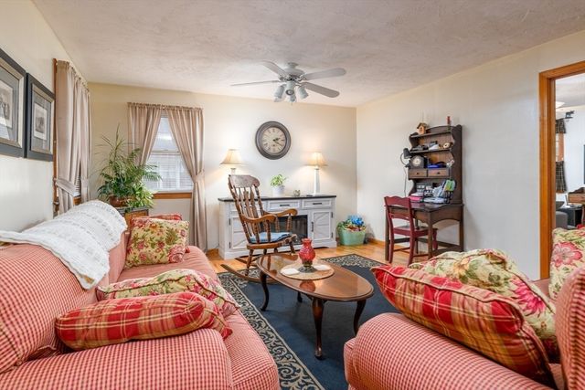 37 Elmwood Street, Auburn, MA 01501