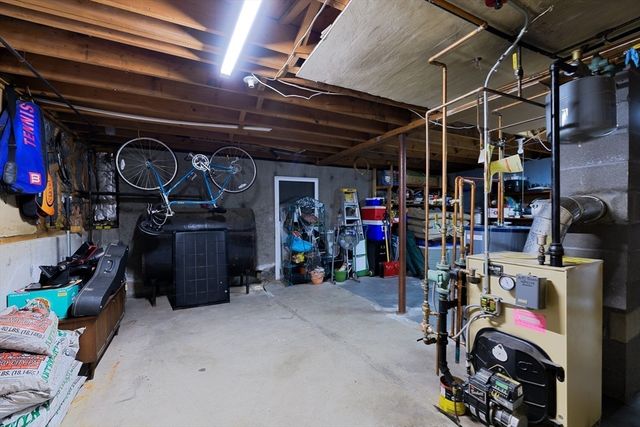 37 Elmwood Street, Auburn, MA 01501