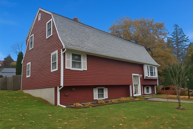 37 Elmwood Street, Auburn, MA 01501