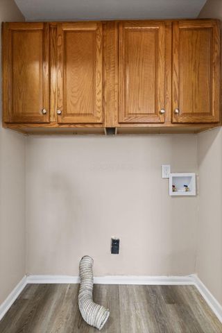 377 S Murray Hill Road, Columbus, OH 43228