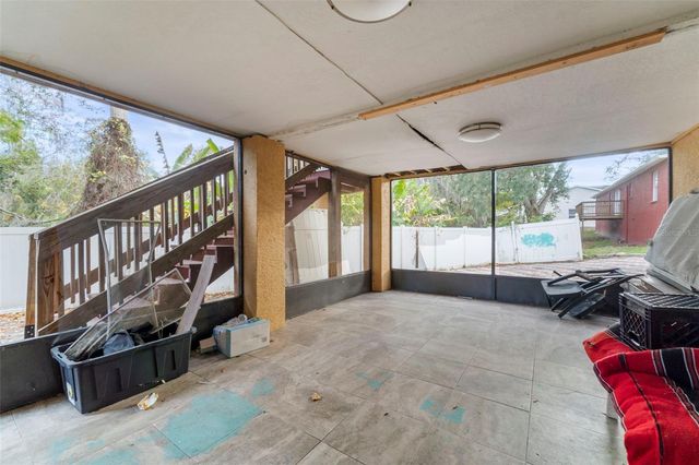 7419 SAVANNAH LANE, Tampa, FL 33637