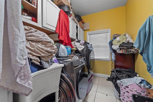 7419 SAVANNAH LANE, Tampa, FL 33637