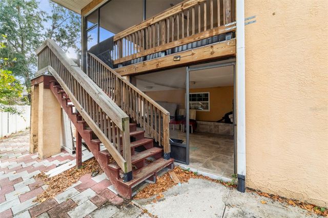 7419 SAVANNAH LANE, Tampa, FL 33637