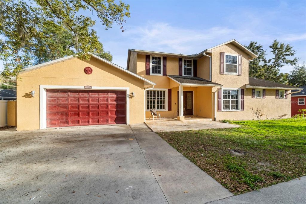 7419 SAVANNAH LANE, Tampa, FL 33637