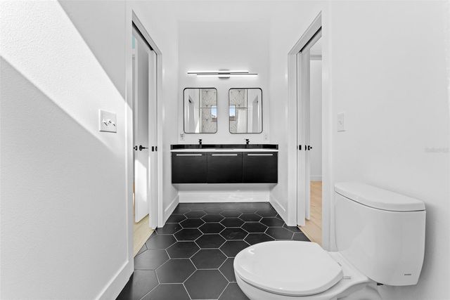 4907 15TH AVENUE N, St Petersburg, FL 33710